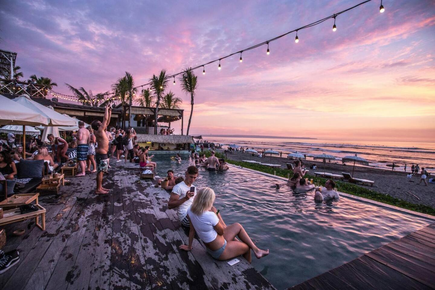 You Think You Know Canggu - Think Again! Stunning Large Luxxe 7Bed Villa Exterior foto